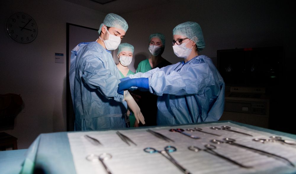 Why Surgeons Don’t Want to Operate Right Now